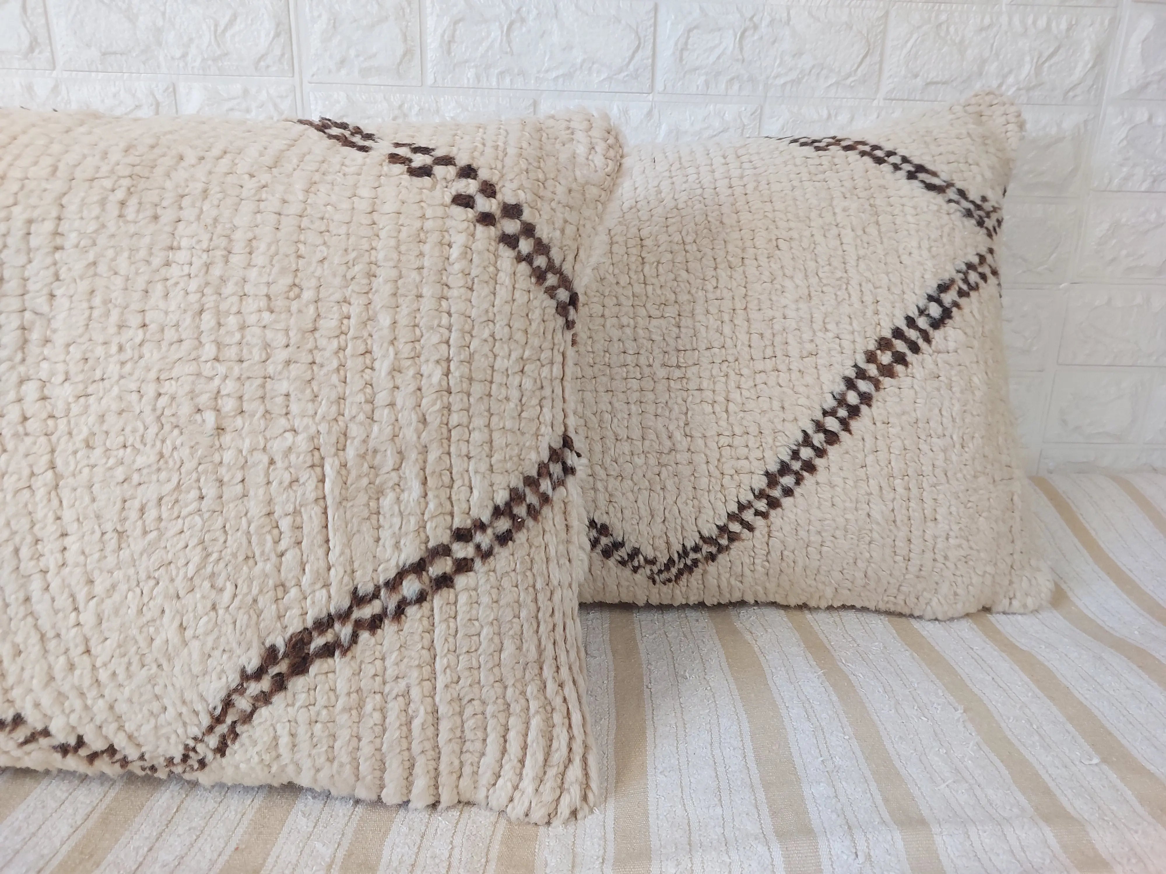 Set of 2 Vintage Azilal Moroccan Rug Pillows | 40x60 cm Ivory & Brown Undyed Wool Cushion Covers | Authentic Boho Lumbar Pillow Covers MoroccanBazzArts