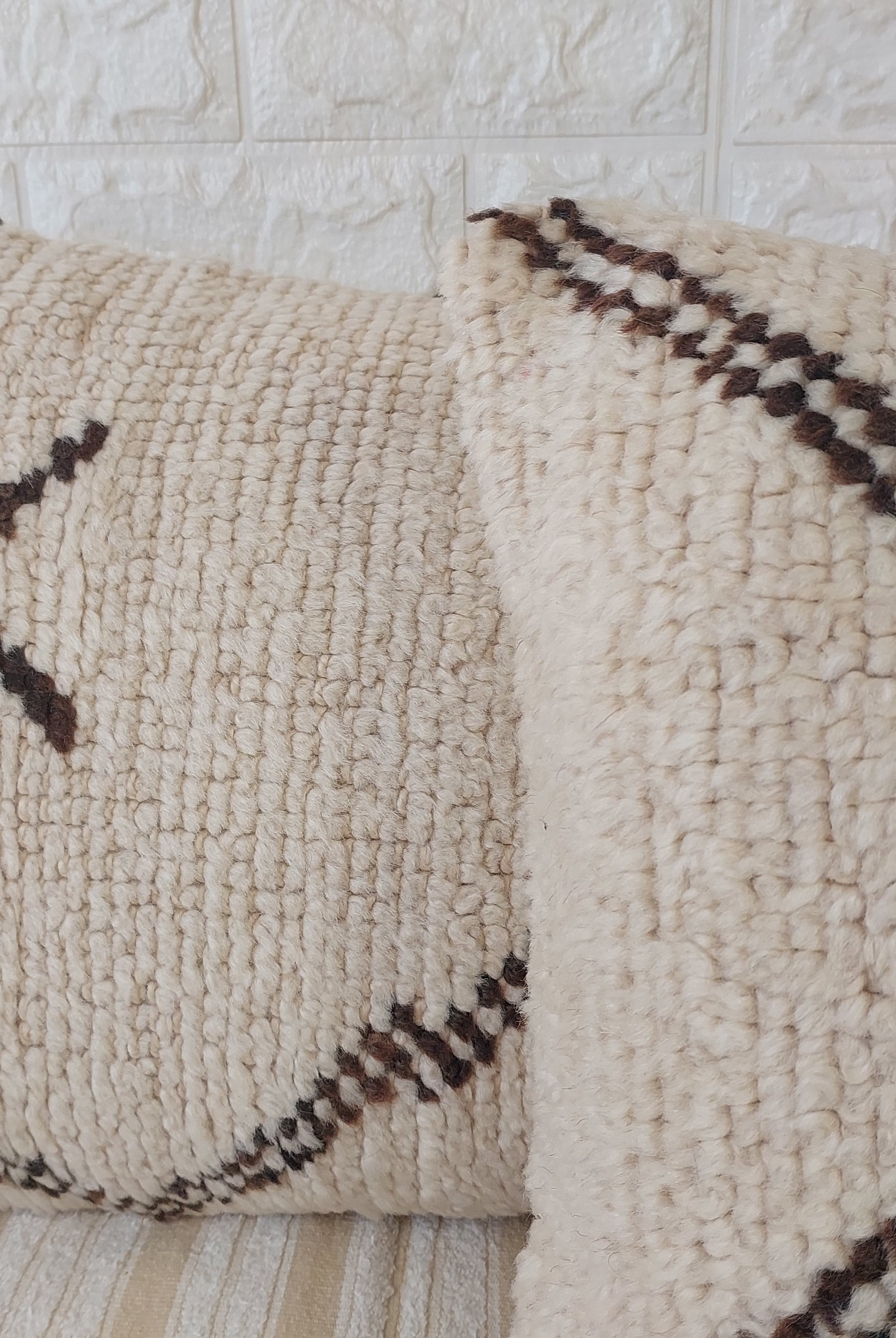 Set of 2 Vintage Azilal Moroccan Rug Pillows | 40x60 cm Ivory & Brown Undyed Wool Cushion Covers | Authentic Boho Lumbar Pillow Covers MoroccanBazzArts