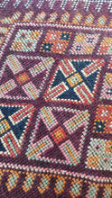 Load image into Gallery viewer, VINTAGE MOROCCAN RUG - BENI MTIR