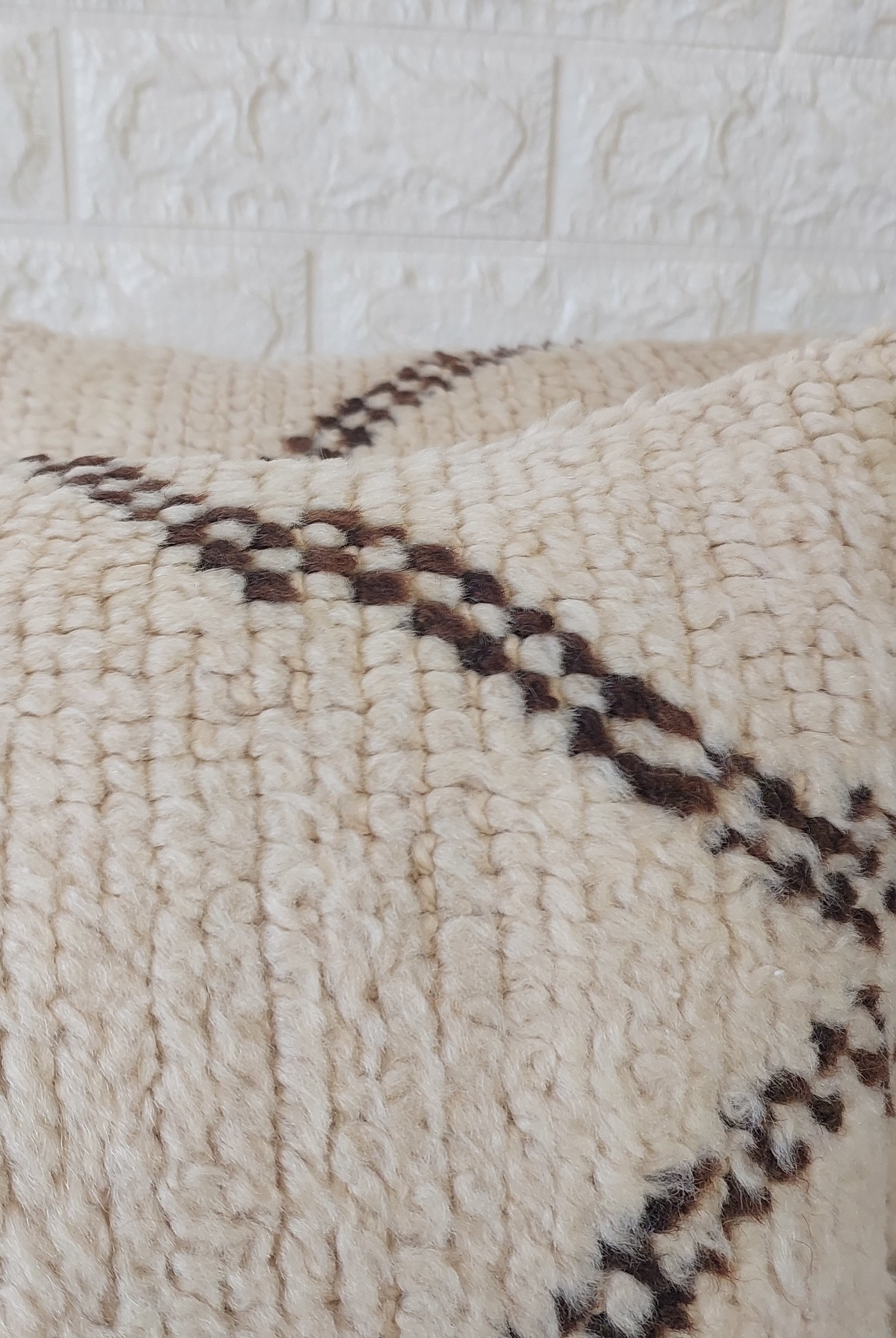 Set of 2 Vintage Azilal Moroccan Rug Pillows | 40x60 cm Ivory & Brown Undyed Wool Cushion Covers | Authentic Boho Lumbar Pillow Covers MoroccanBazzArts