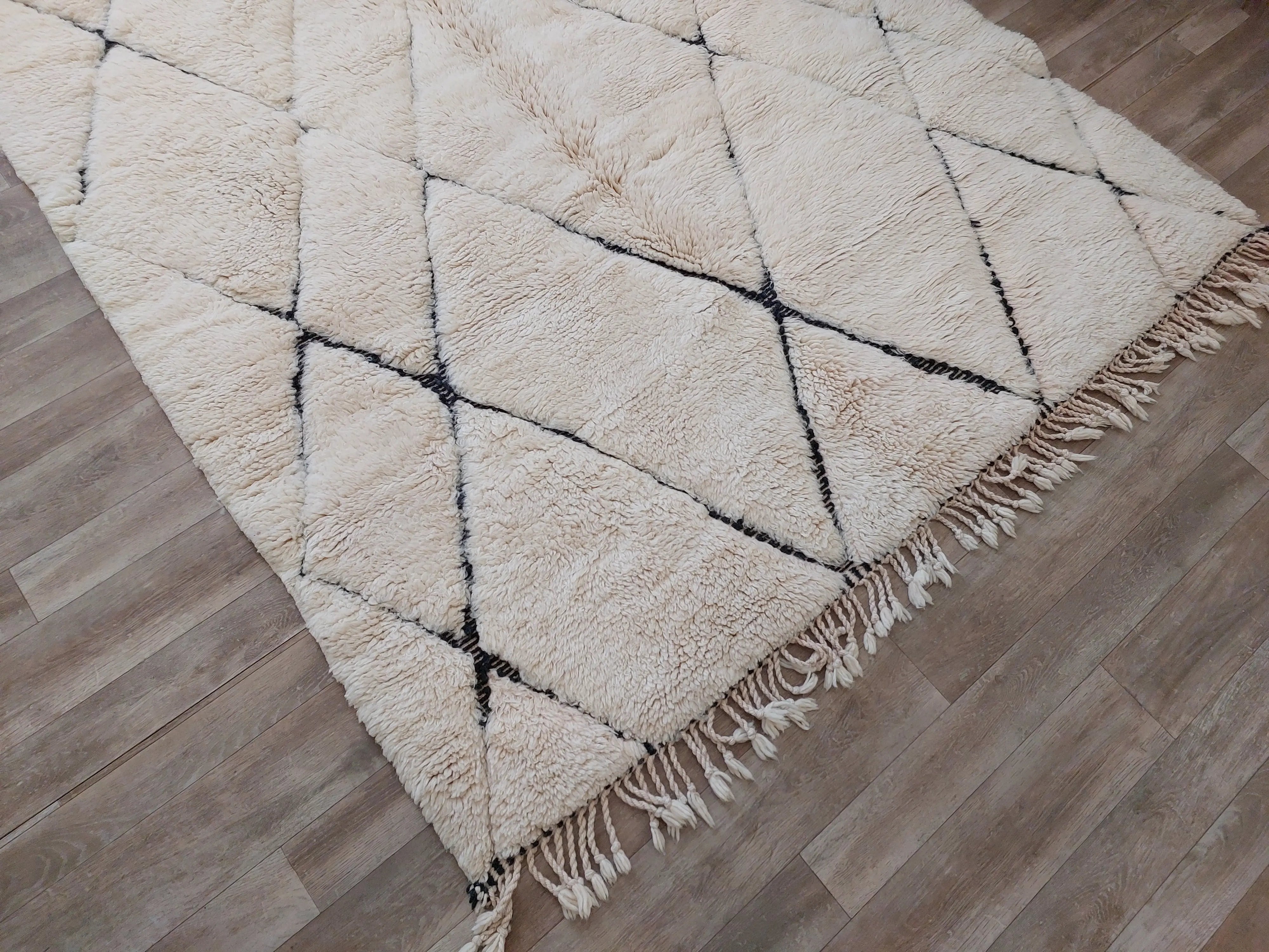 CUSTOM MOROCCAN RUG / Beni Mrirt style