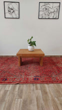 Load image into Gallery viewer, VINTAGE MOROCCAN RUG - Itto