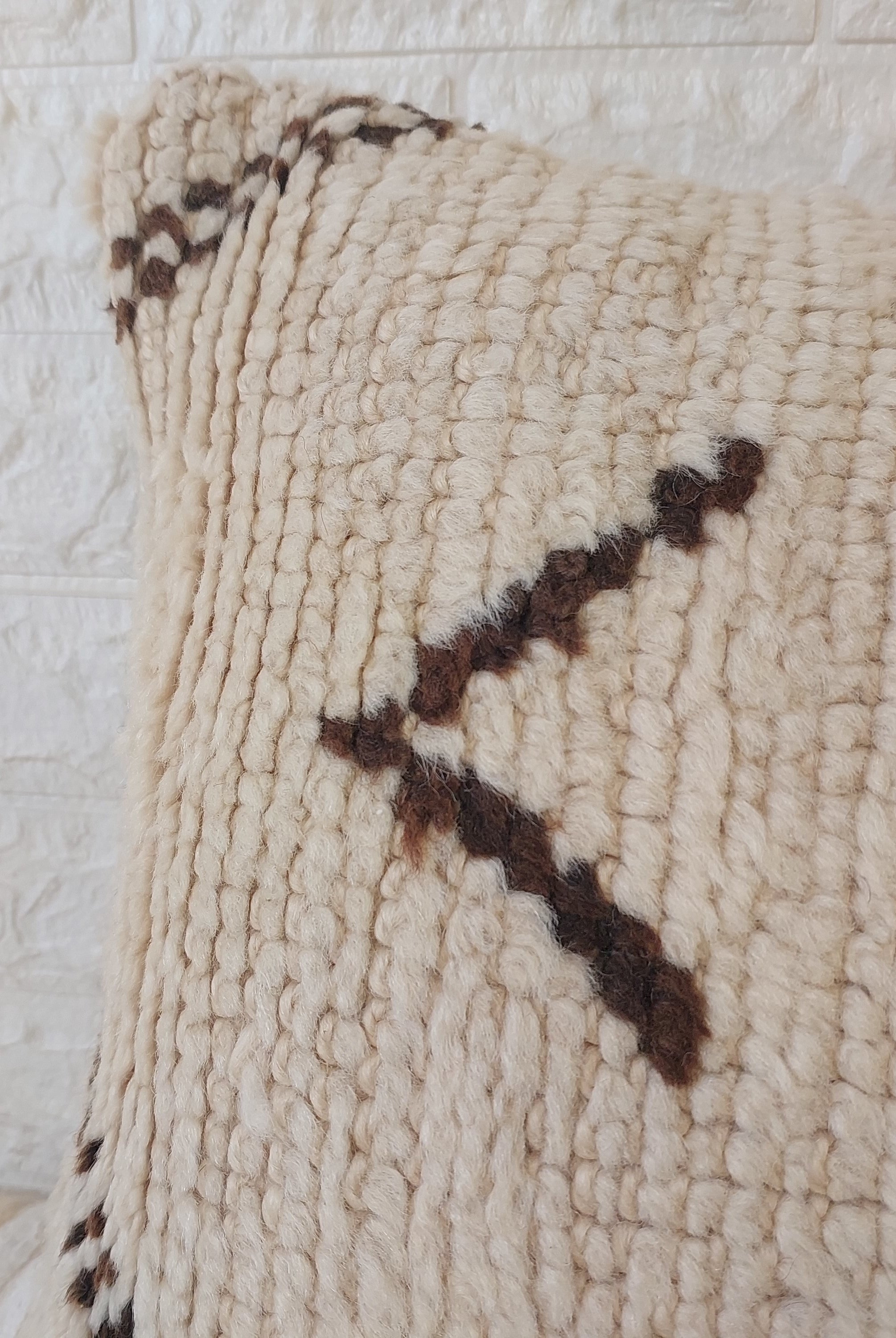 Set of 2 Vintage Azilal Moroccan Rug Pillows | 40x60 cm Ivory & Brown Undyed Wool Cushion Covers | Authentic Boho Lumbar Pillow Covers MoroccanBazzArts