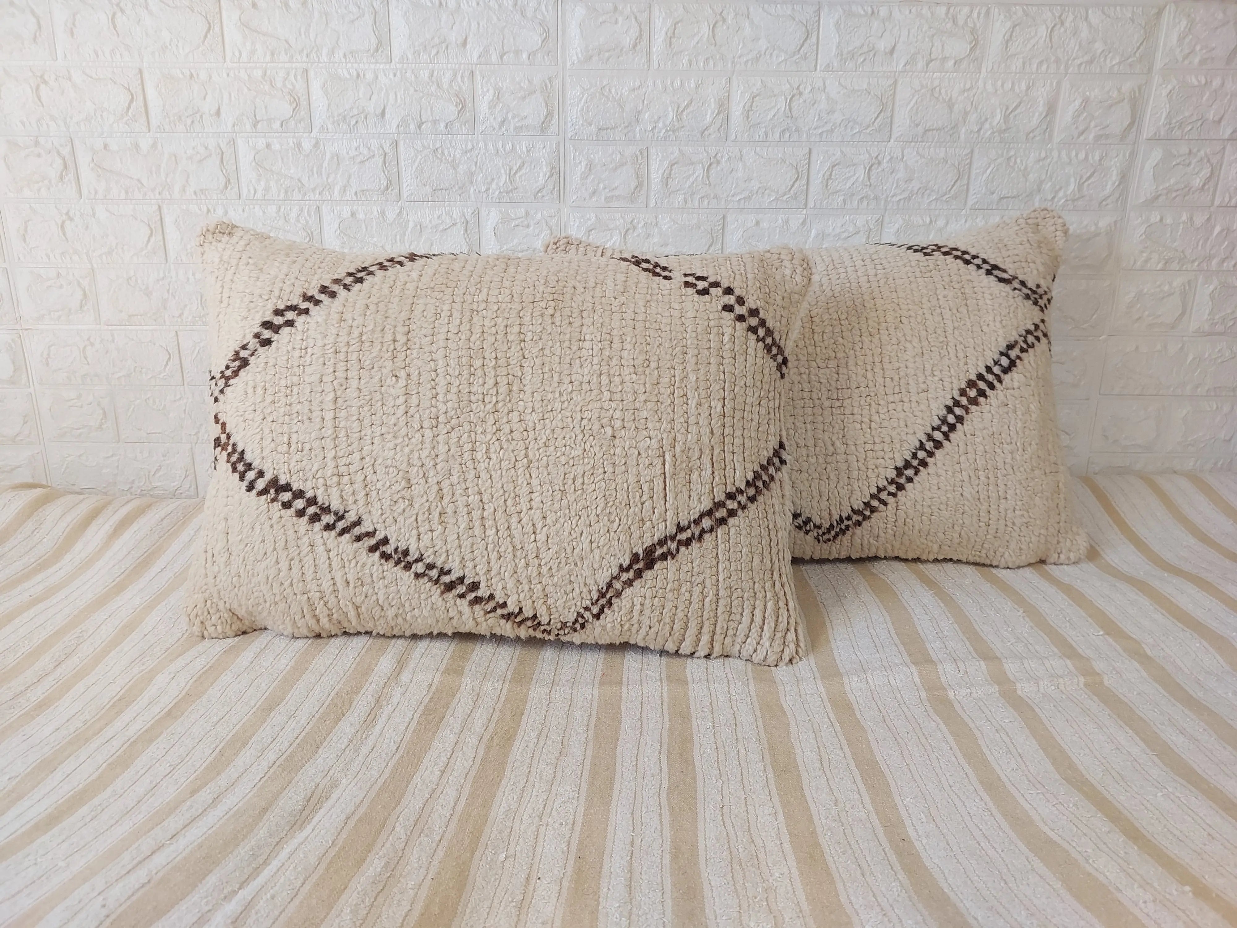 Set of 2 Vintage Azilal Moroccan Rug Pillows | 40x60 cm Ivory & Brown Undyed Wool Cushion Covers | Authentic Boho Lumbar Pillow Covers MoroccanBazzArts