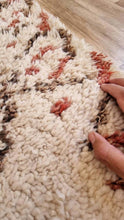 Load image into Gallery viewer, Ait Seghrouchen Rug