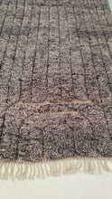 Load image into Gallery viewer, Luxurious Gray Rug