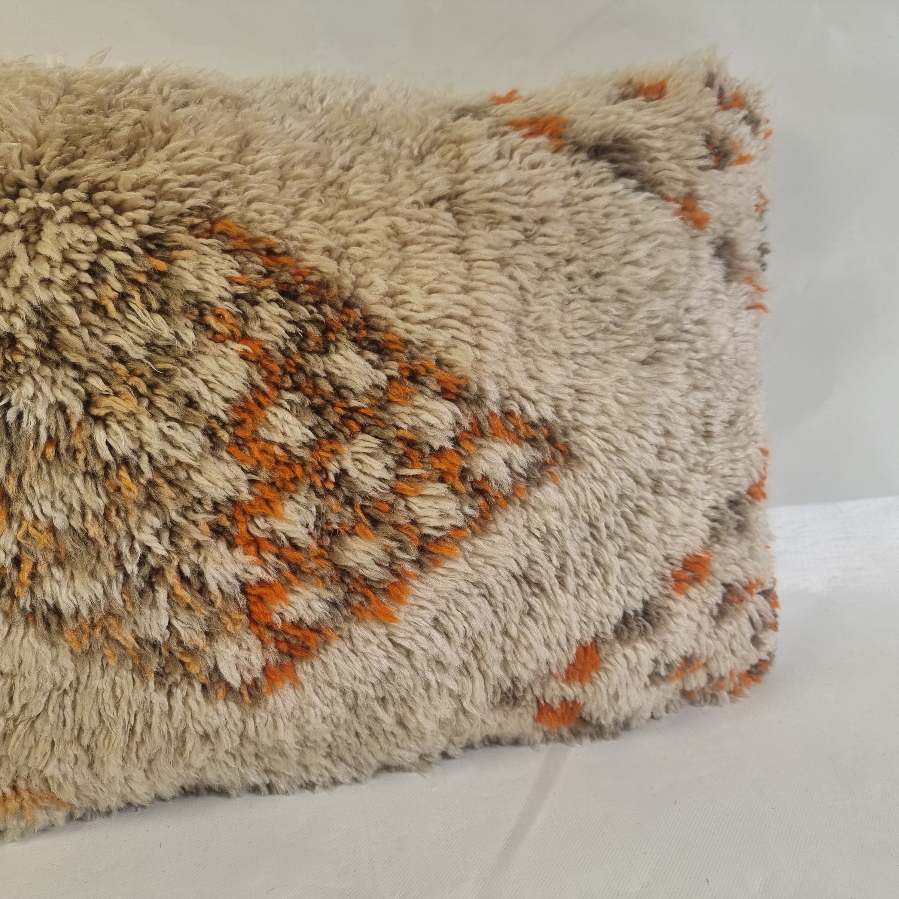 Vintage Beni Ourain Wool Pillow Cover | 16" x 25" MoroccanBazzArts