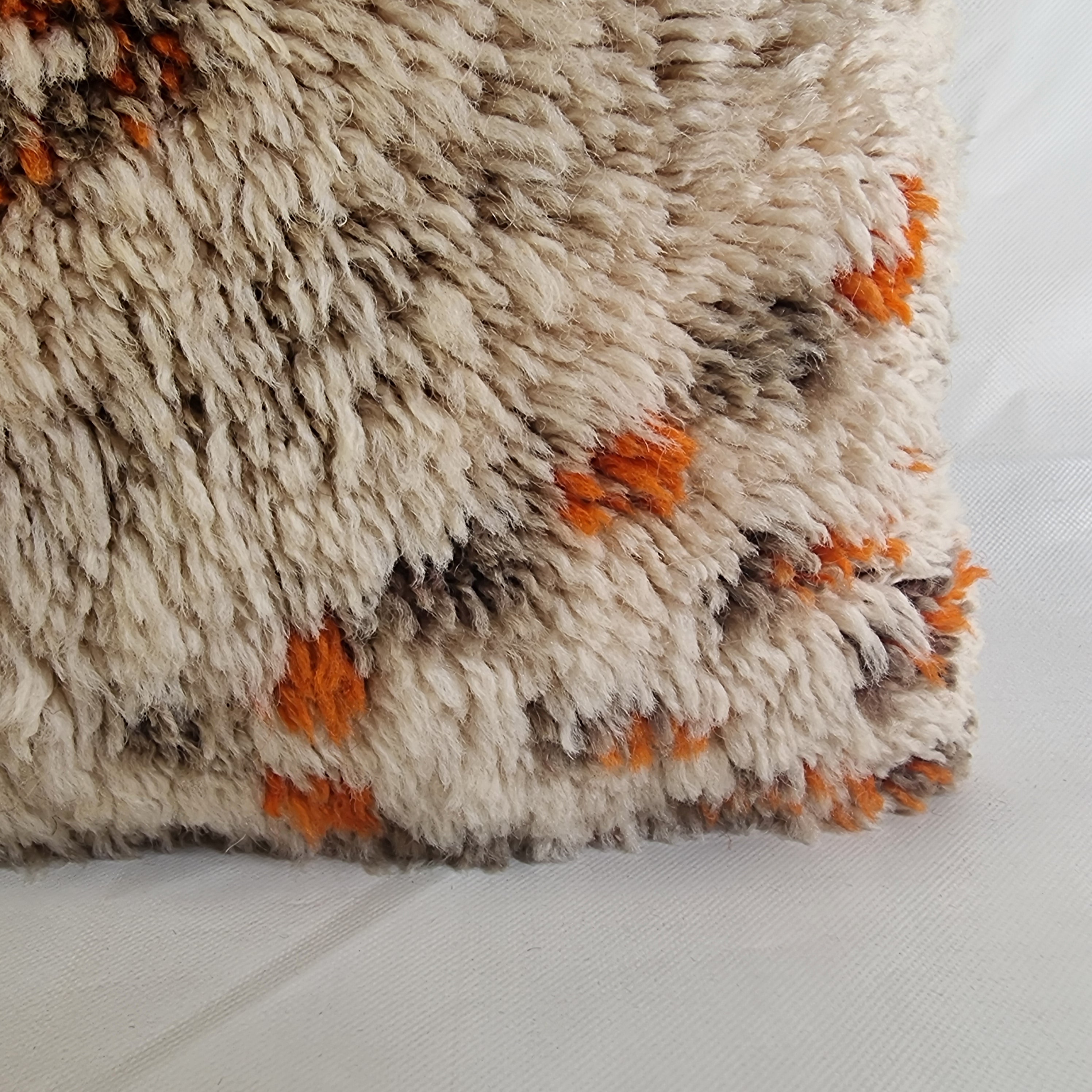 Vintage Beni Ourain Wool Pillow Cover | 16" x 25" MoroccanBazzArts