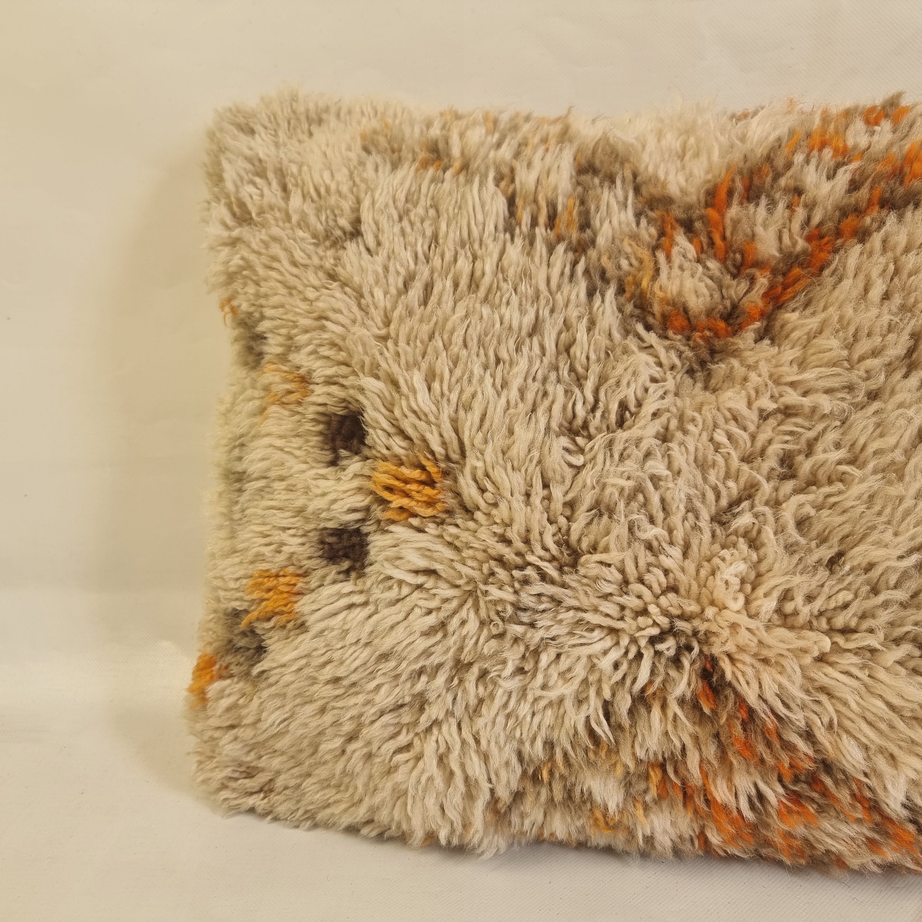 Vintage Beni Ourain Wool Pillow Cover | 16" x 25" MoroccanBazzArts