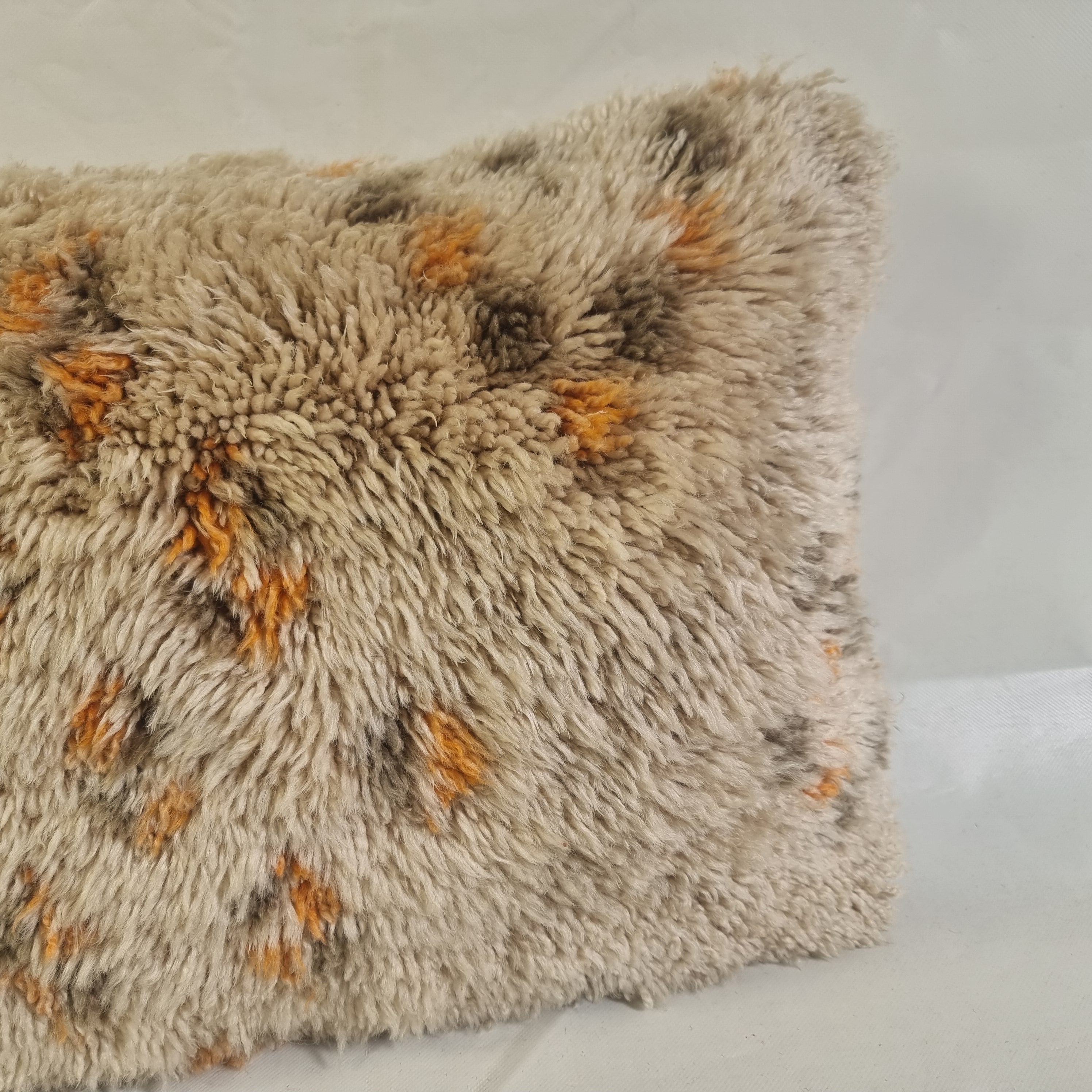 Vintage Beni Ourain Wool Pillow Cover | 16" x 25" MoroccanBazzArts